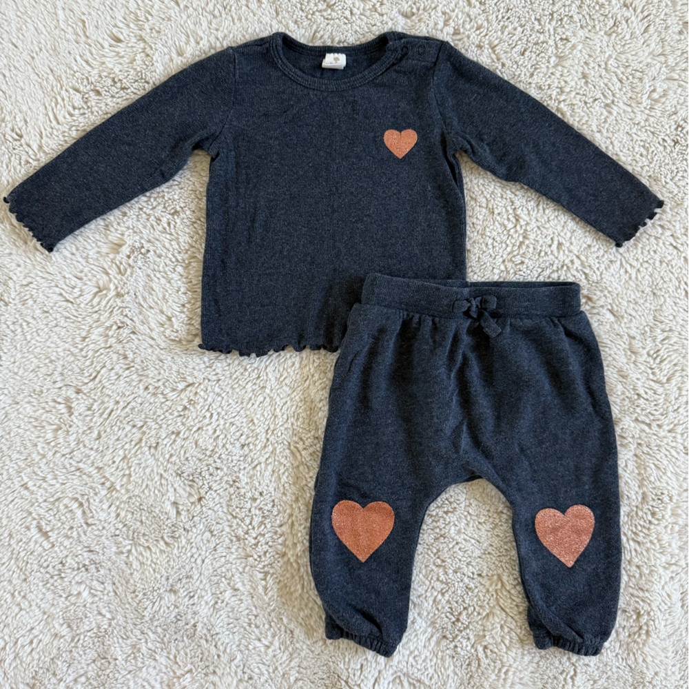 Tucker + Tate Sweater/Jogger Heart Set - 12 months